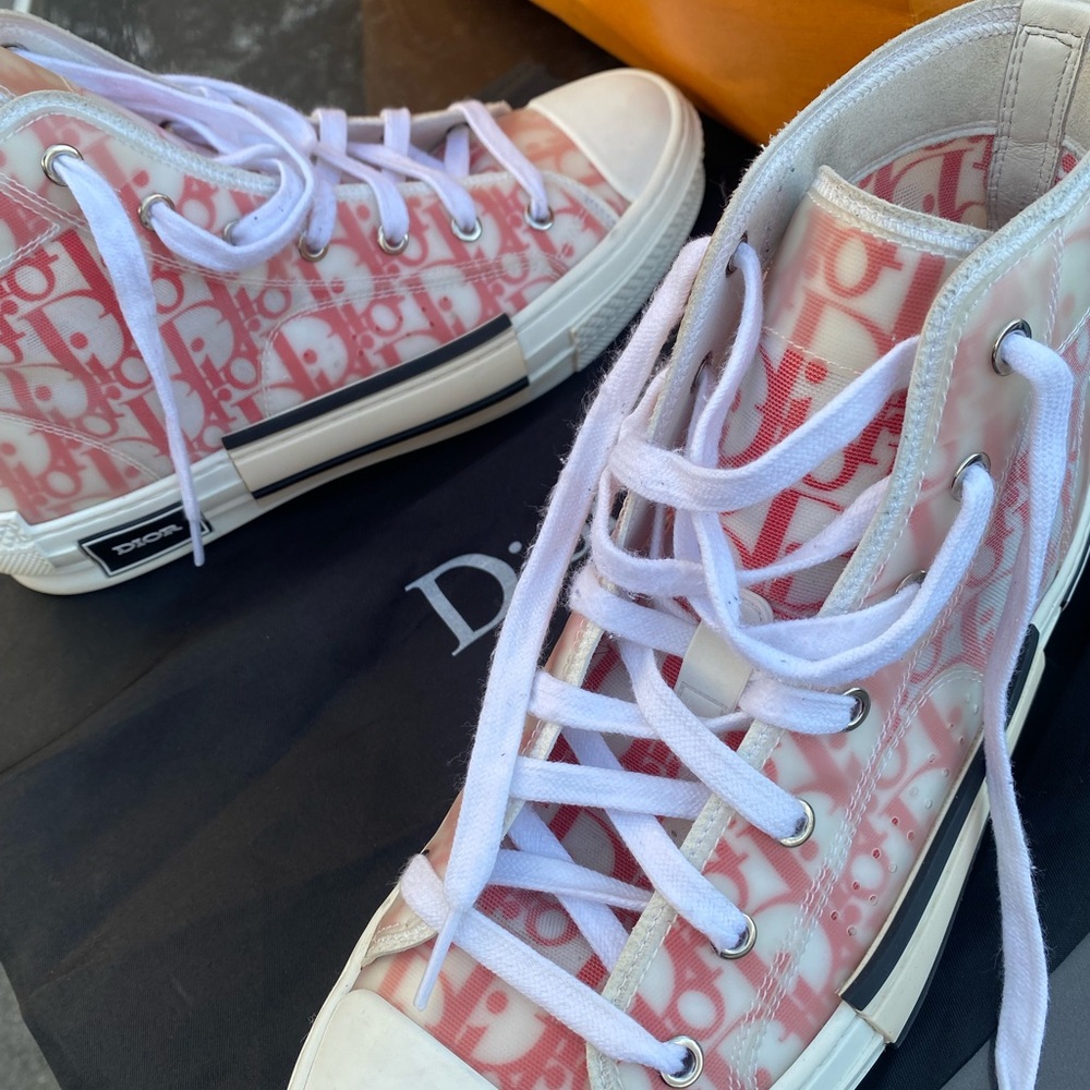 Dior B23 High-Top Sneakers - Picture 1 of 4